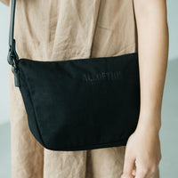 CROSSBODY BAG / STYLE 02